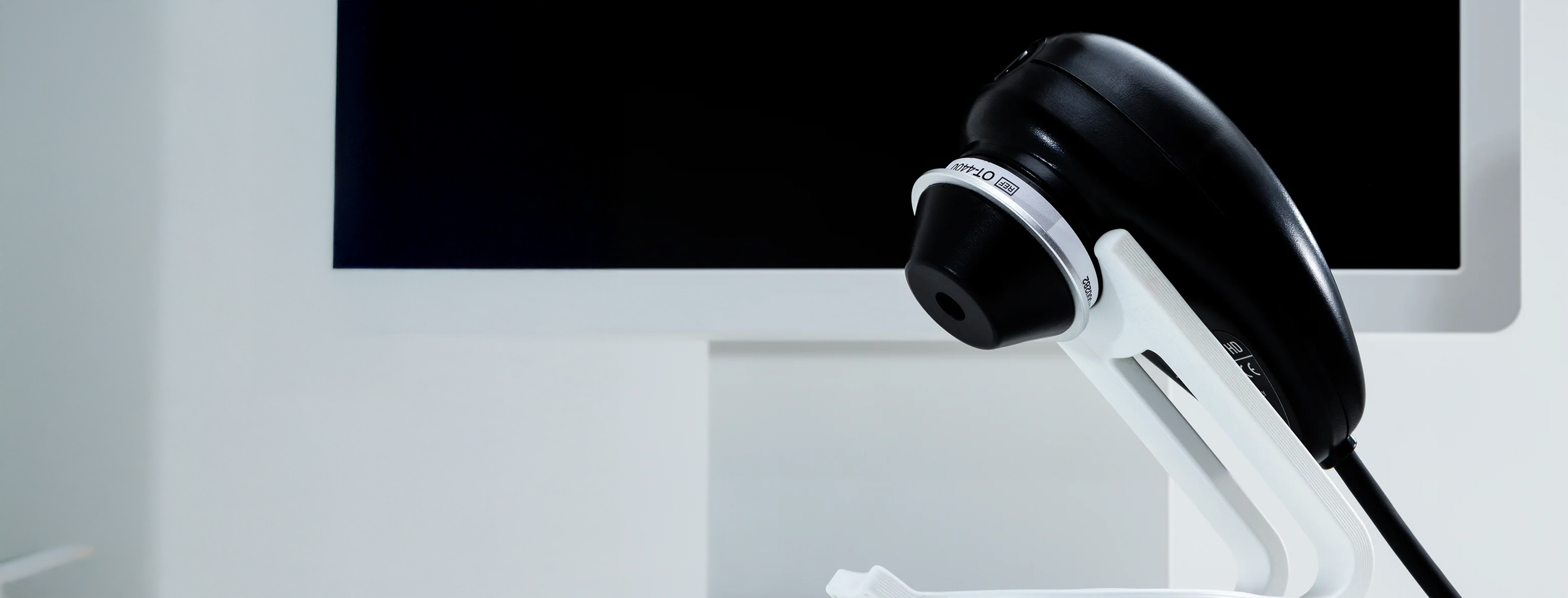 Consulenza skincare personalizzata con analisi gratuita della pelle a Bologna presso Farmacia del Pavaglione