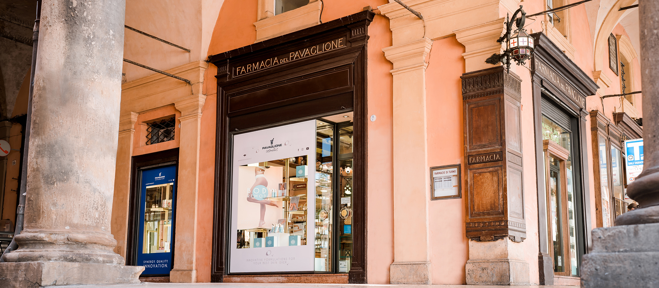 Farmacia vicino a me Antica Farmacia del Pavaglione Bologna centro